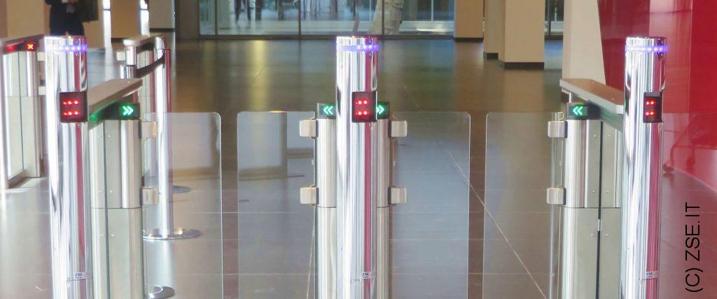 Museo con Varco Automatico ante a battente flip e lettore Barcode